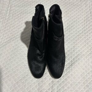 Hal Rubenstein Sleek Black Women's Calf-Hair Ankle Booties Sz 9.5 NWOT